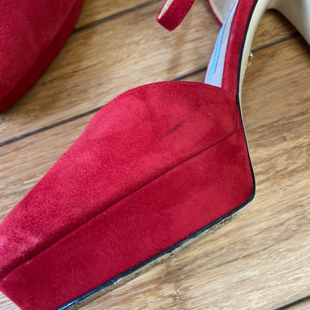 Diane Von Furstenberg crimson suede platform ankle shoes.  Size 7B - Picture 8 of 13